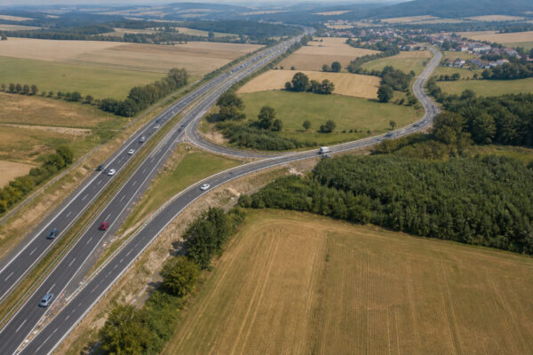 Nový kus D35 je otevřený, tunel Homole ještě ne. Proč se přesto dostanete na obchvat Vysokého Mýta